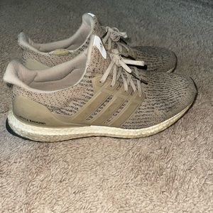 Adidas ultra boost size 11